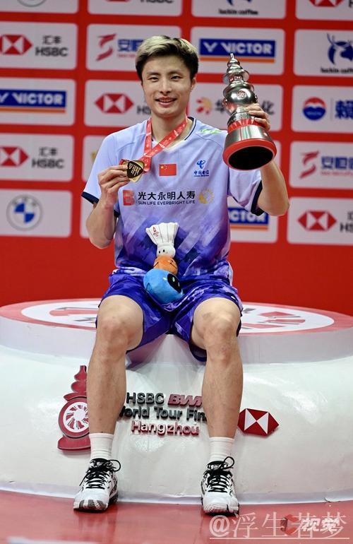 石宇奇击败奈良冈功大斩获男单胜利 石宇奇击败奈良冈功大斩获男单胜利